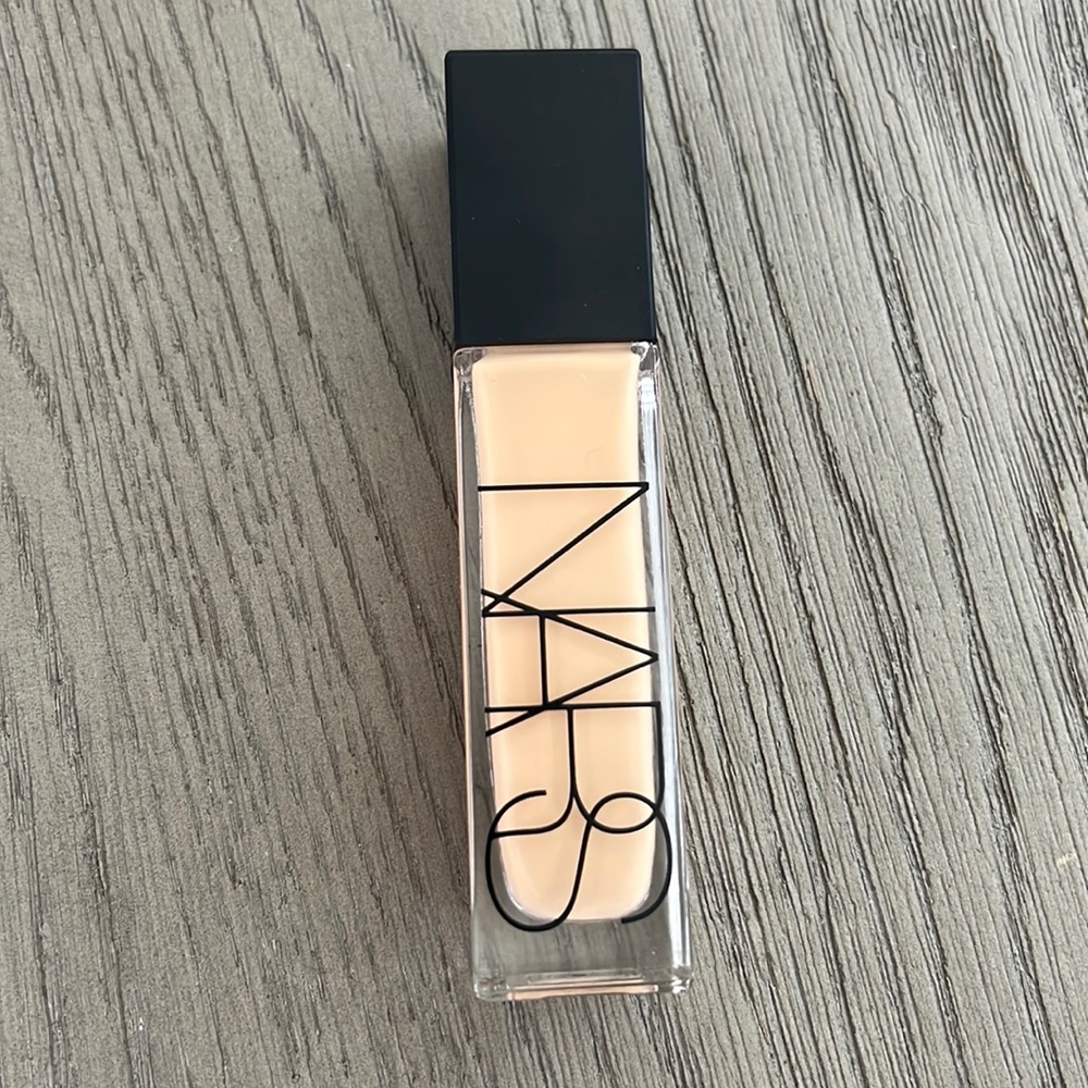 NARS Natural Radiant Longwear Foundation - “Salzburg”